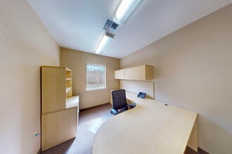 618 Quince St SE, Olympia, WA for lease Interior Photo- Image 1 of 5