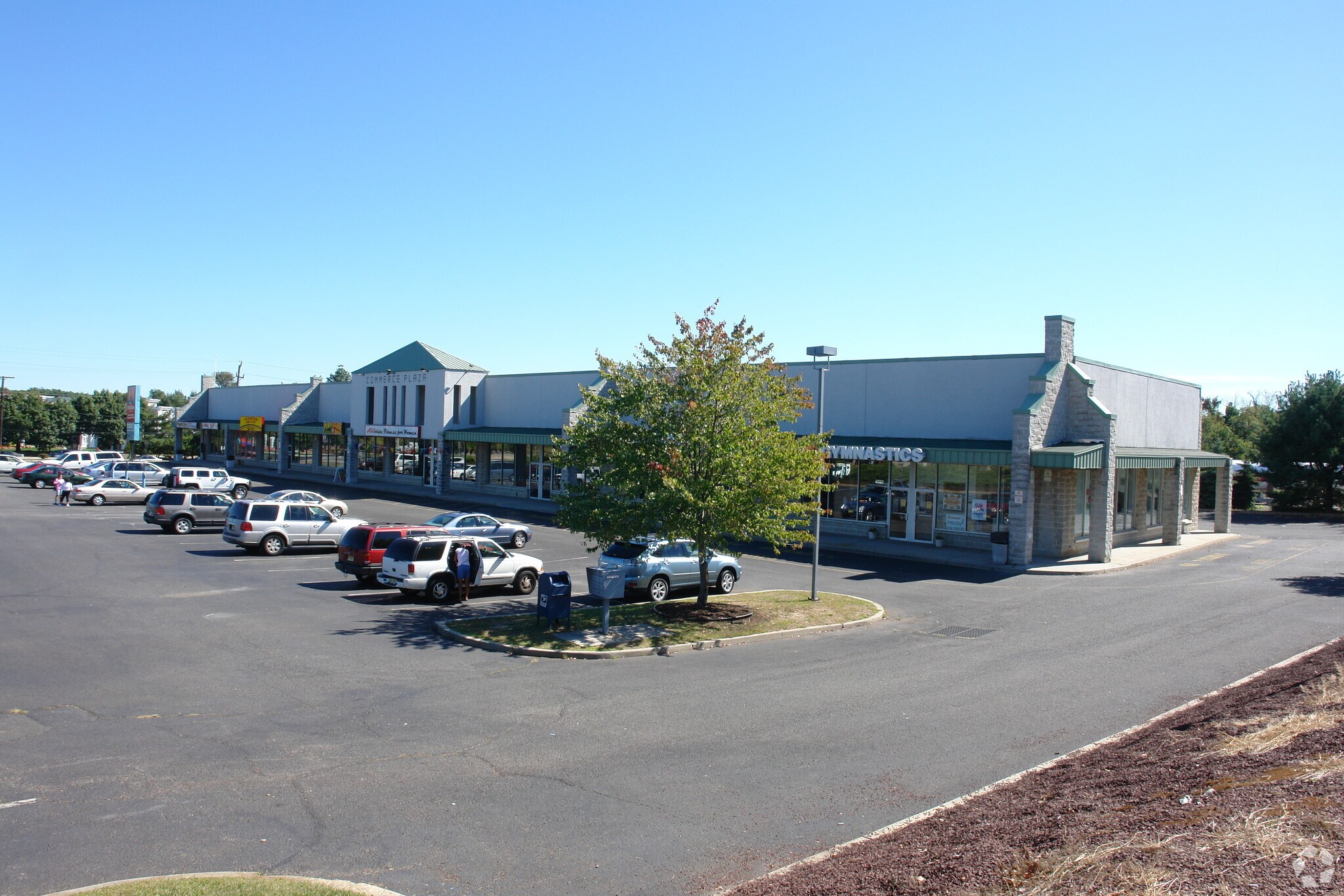 115 County Rd, Cliffwood, NJ 07721 Commerce Plaza