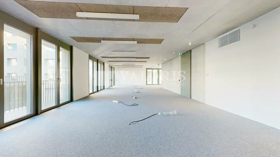 Office in Lyon for lease Interior Photo- Image 1 of 9