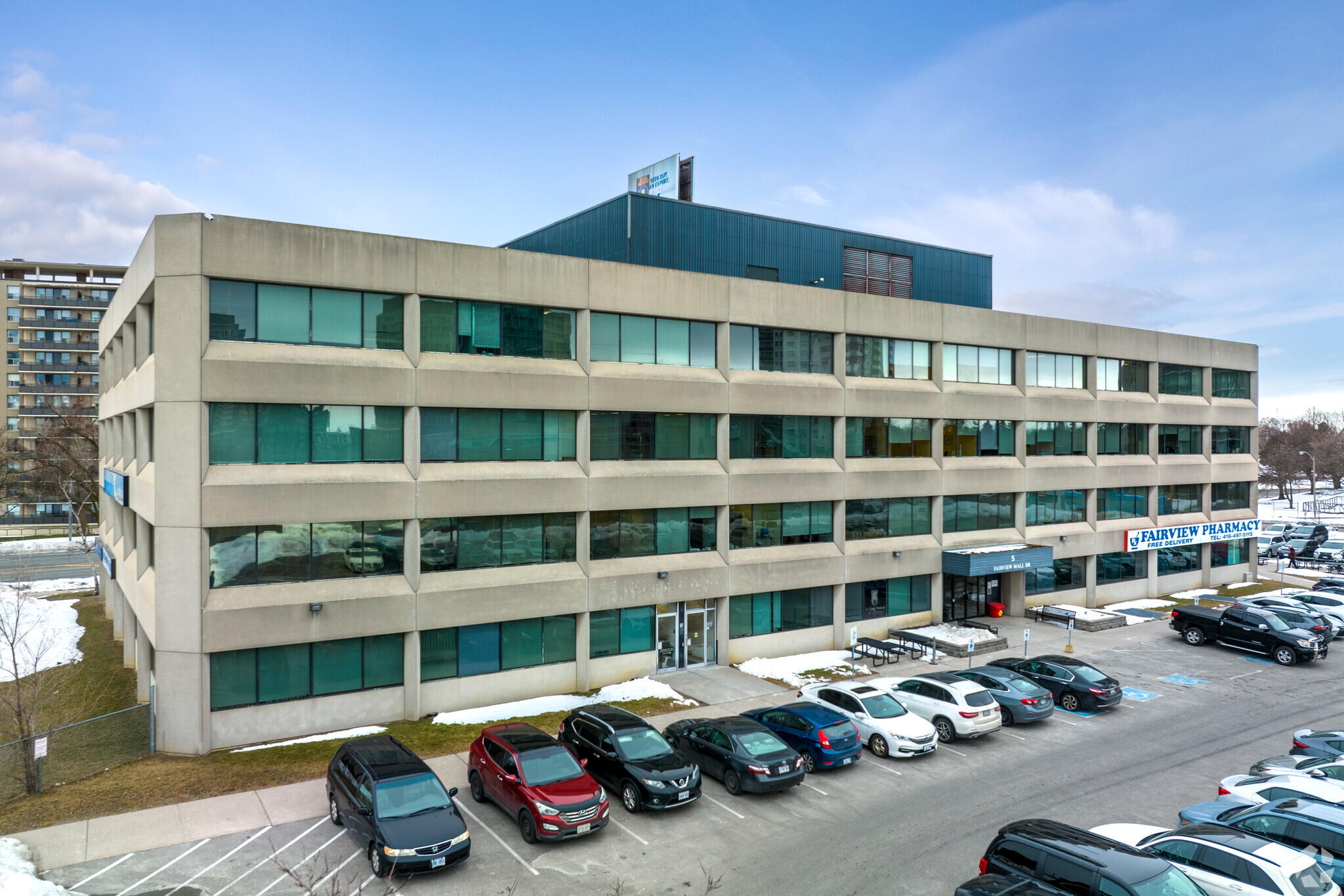 5 Fairview Mall Dr, Toronto, ON for lease Building Photo- Image 1 of 6