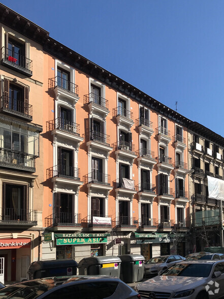 Calle De Fernando VI, 17, Madrid, Madrid for lease - Building Photo - Image 2 of 2