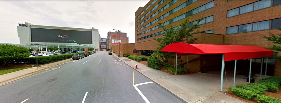 135 S Main St, High Point, NC for lease - Building Photo - Image 2 of 11