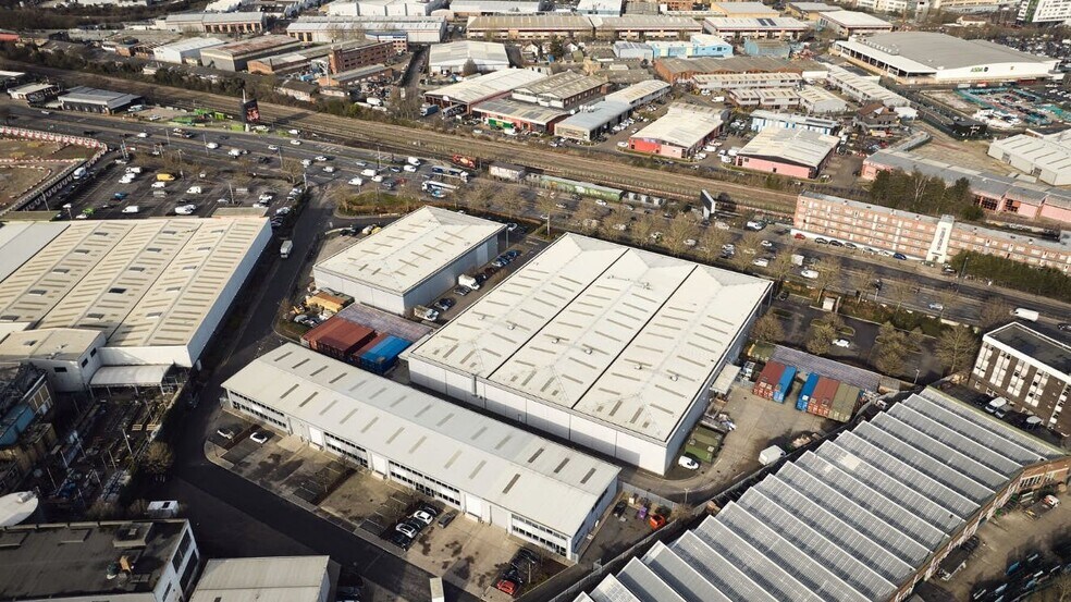 Mansfield Rd, London for lease - Building Photo - Image 3 of 9