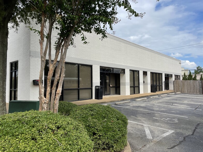 1695 Bonnie Ln, Cordova, TN for sale - Building Photo - Image 1 of 13