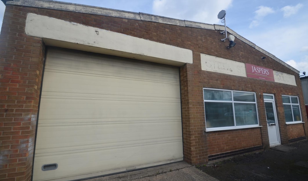 18 Highmeres Rd, Leicester for sale Primary Photo- Image 1 of 1