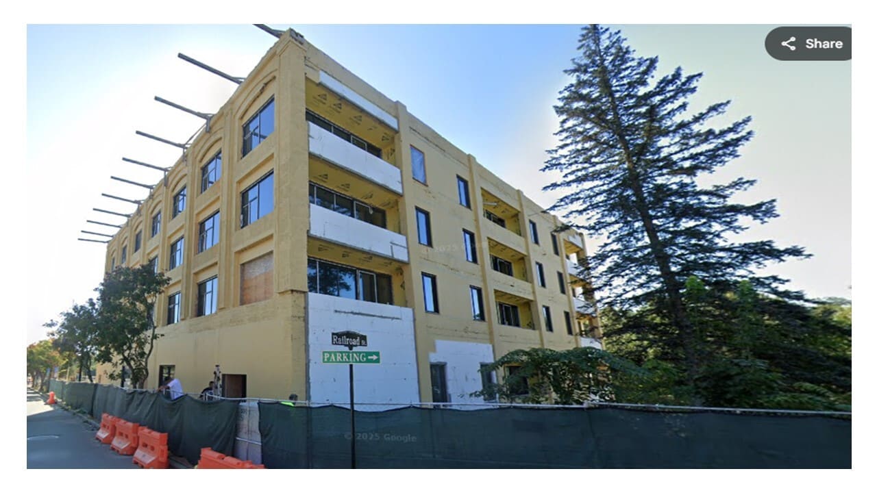 650-670 Main St, Willimantic, CT for sale Building Photo- Image 1 of 3