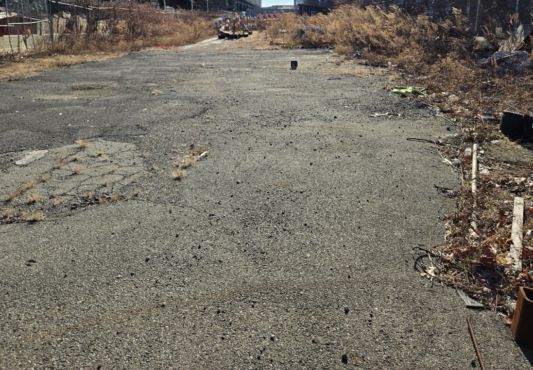 2828 Shell Rd, Brooklyn, NY for lease Building Photo- Image 1 of 2