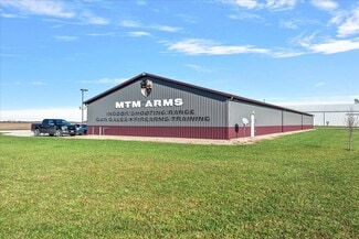 More details for 1001 High Prairie Dr, Athens, IL - Retail for Sale