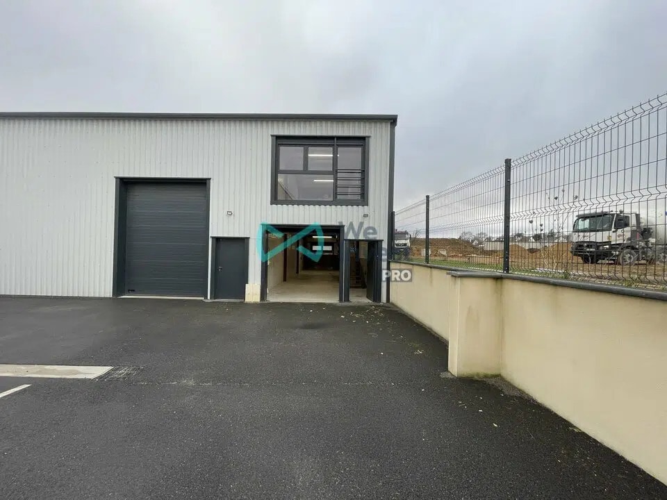 Flex in Gueux for lease Building Photo- Image 1 of 7