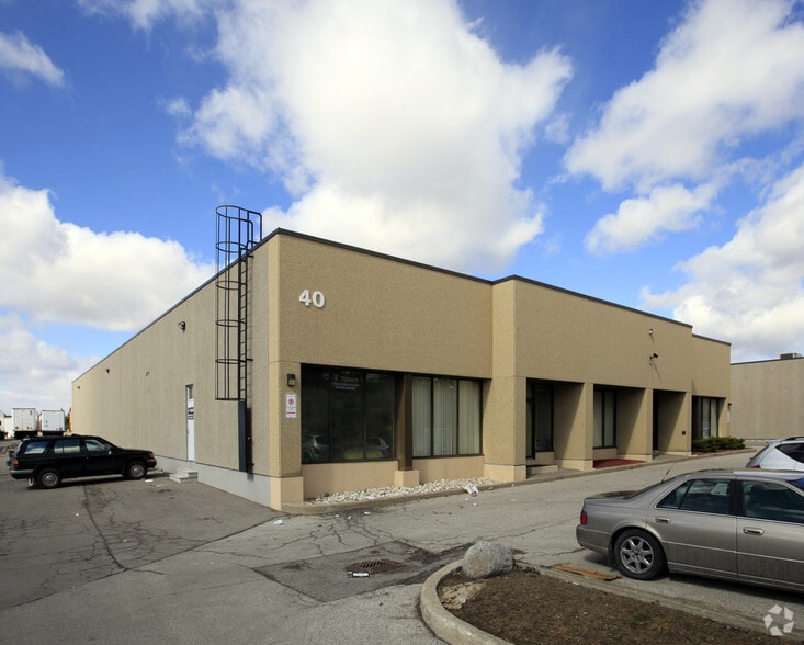 40 Trowers Rd, Vaughan, ON for sale - Primary Photo - Image 1 of 1