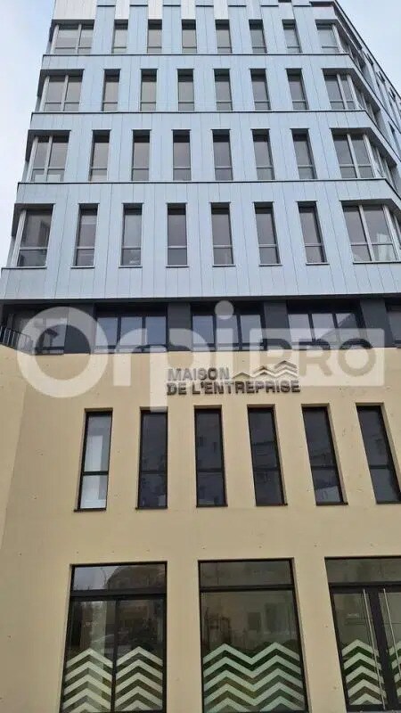 Office in Saint-Nazaire for sale Building Photo- Image 1 of 13
