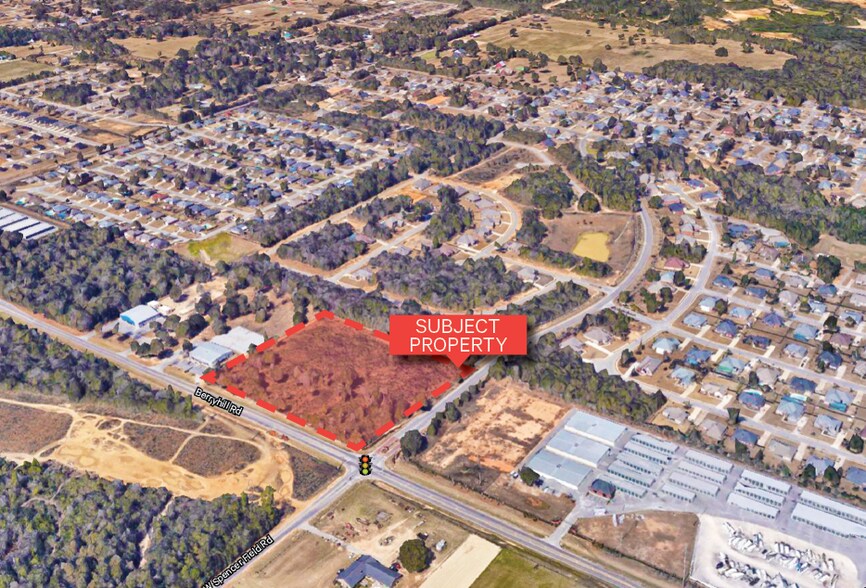 Berryhill Rd & W Spencer Field Rd, Pace, FL 32571