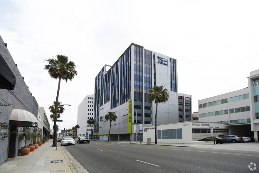 465 N Roxbury Dr, Beverly Hills, CA for lease - Primary Photo - Image 1 of 4