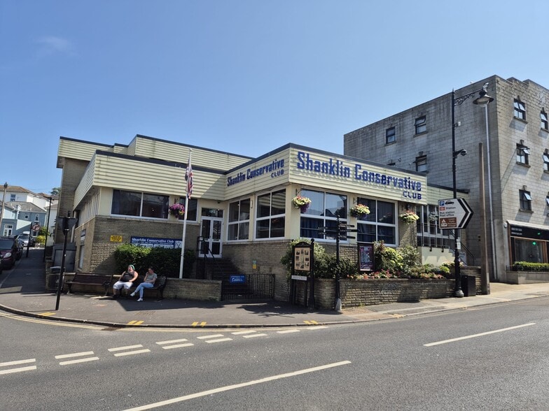 6 Palmerston Rd, Shanklin for lease - Building Photo - Image 2 of 2
