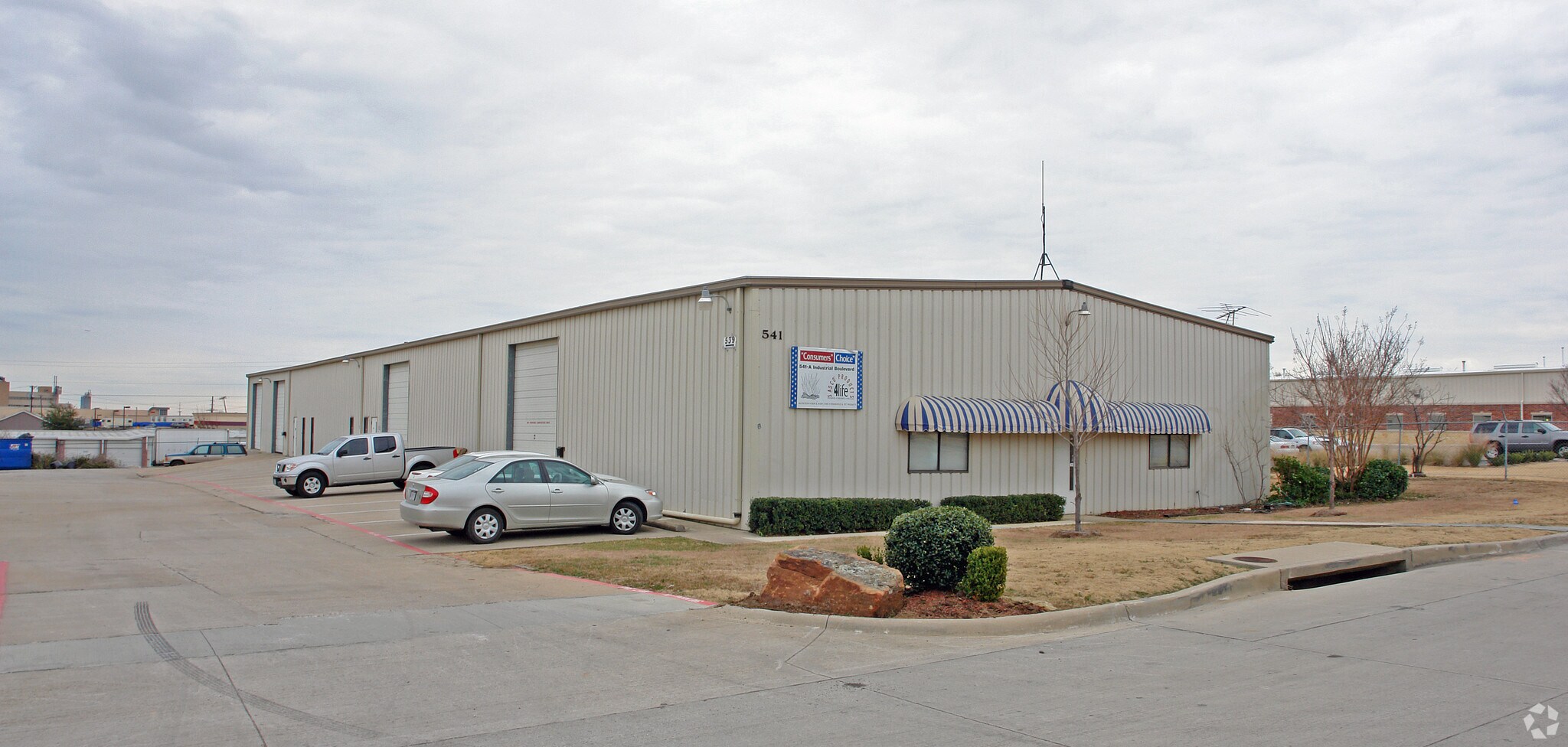 541 Industrial Blvd, Grapevine, TX for sale Primary Photo- Image 1 of 1