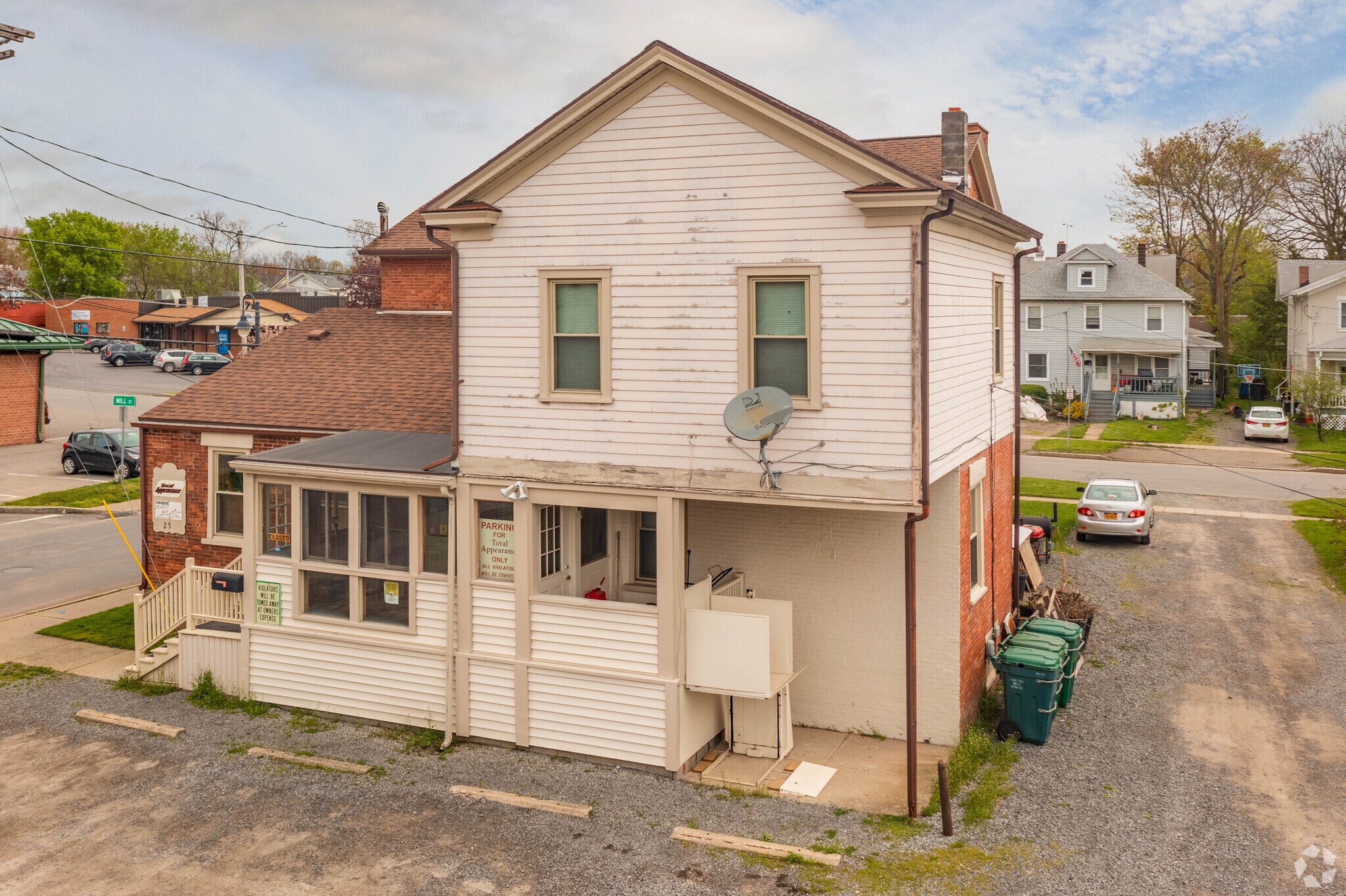 216 Center St, Canandaigua, NY for sale Primary Photo- Image 1 of 1