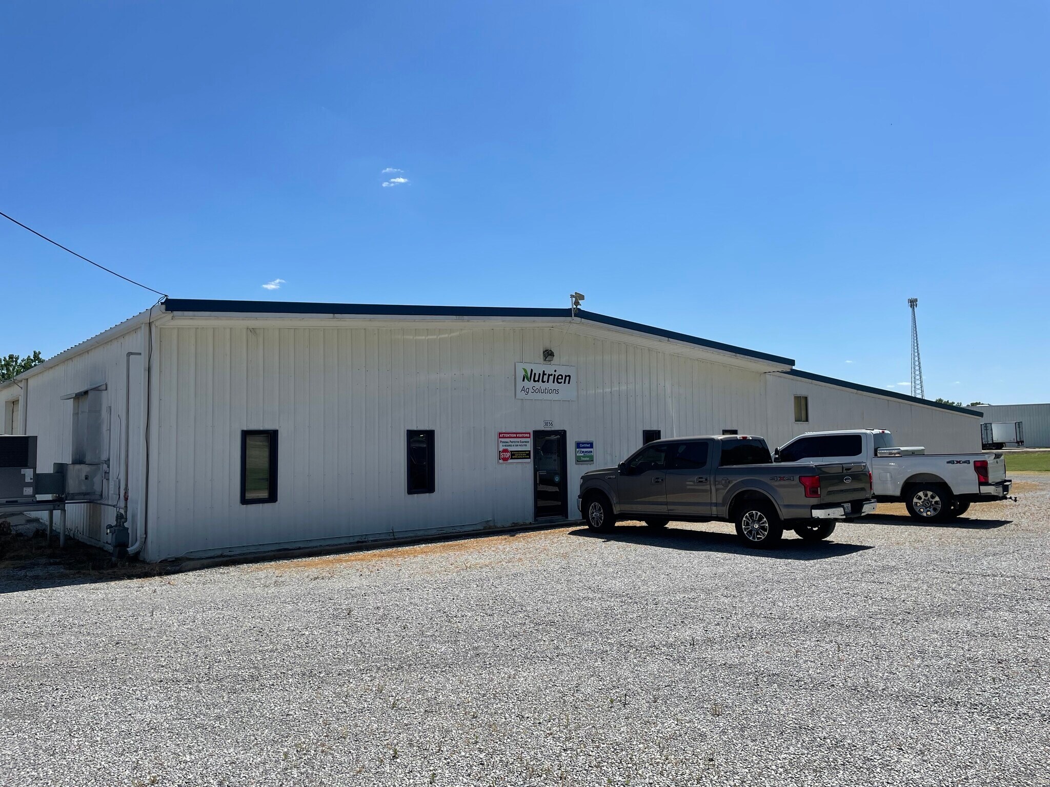 3856 US Highway 60 E, Morganfield, KY for sale Primary Photo- Image 1 of 1