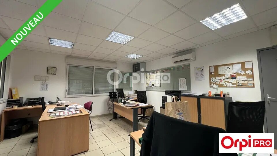 Flex in Valence for sale - Interior Photo - Image 3 of 8