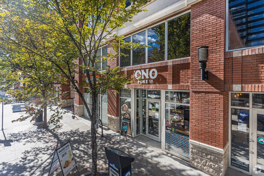 10134-10142 104 St NW, Edmonton, AB for lease - Building Photo - Image 2 of 16