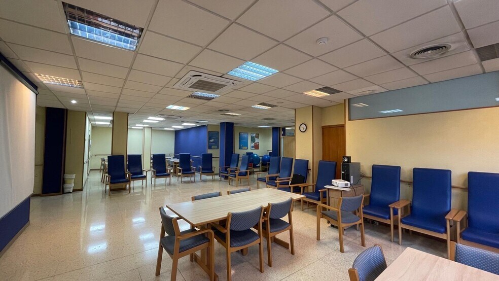 Retail in Palma, Islas Baleares for sale - Interior Photo - Image 1 of 23