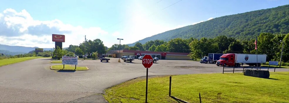 551 Hwy 58 E, Norton, VA for sale - Building Photo - Image 3 of 15