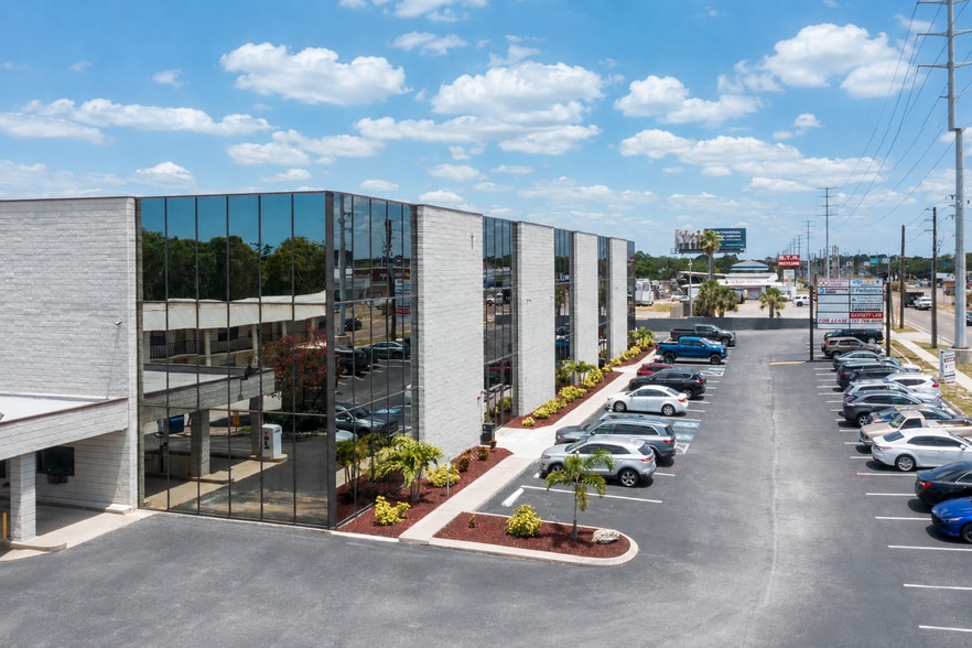 6709 Ridge Rd, Port Richey, FL for lease - Building Photo - Image 1 of 22