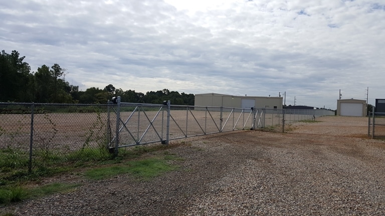 820 W Harrison Rd, Longview, TX for lease - Building Photo - Image 3 of 10