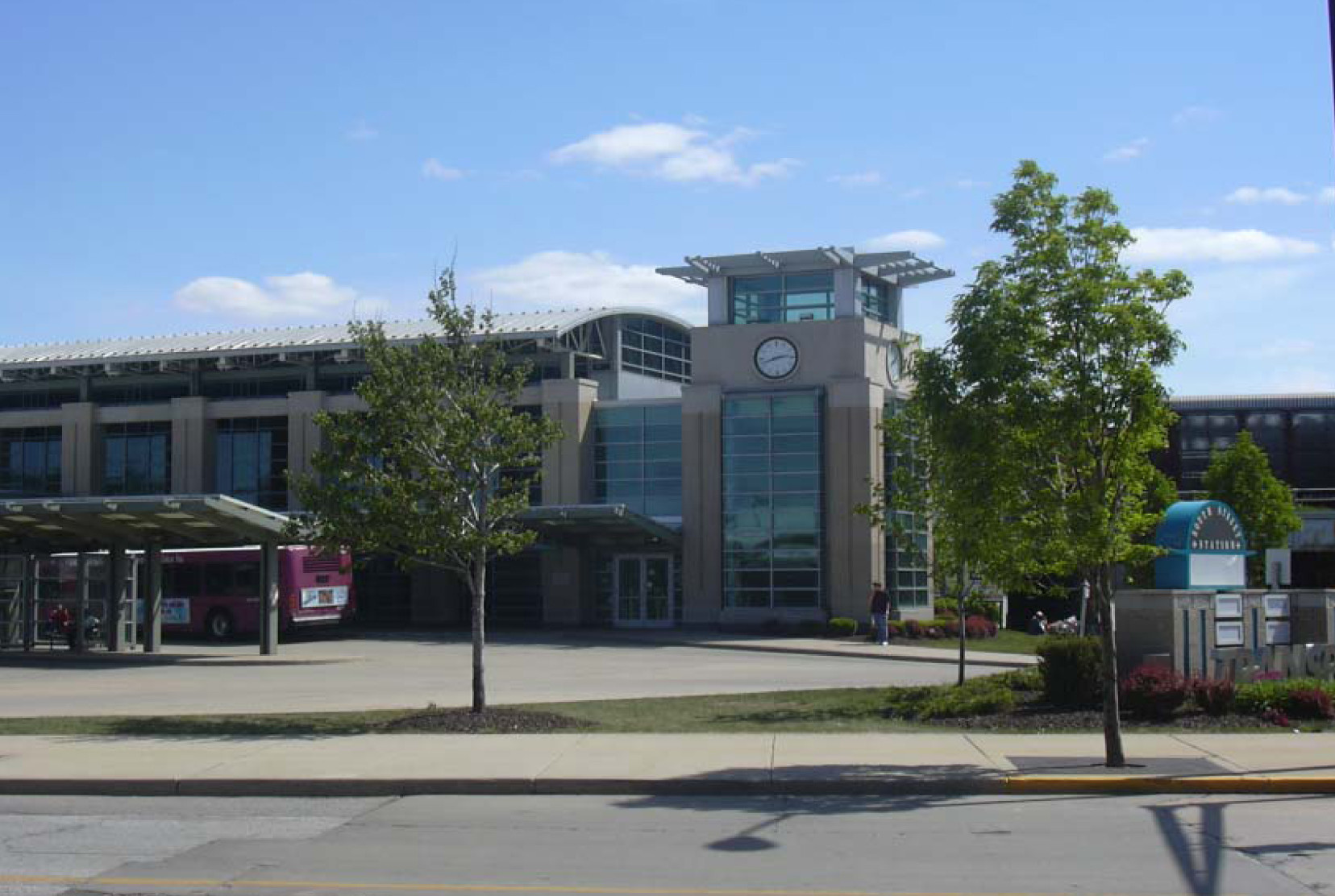 100 W South St, South Bend, IN for lease Building Photo- Image 1 of 3