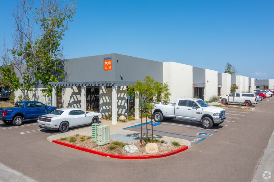 500 S Andreasen Dr, Escondido, CA for lease - Building Photo - Image 2 of 55