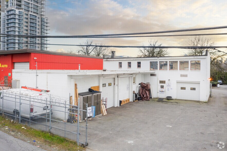 4415 Juneau St, Burnaby, BC for lease - Building Photo - Image 2 of 4