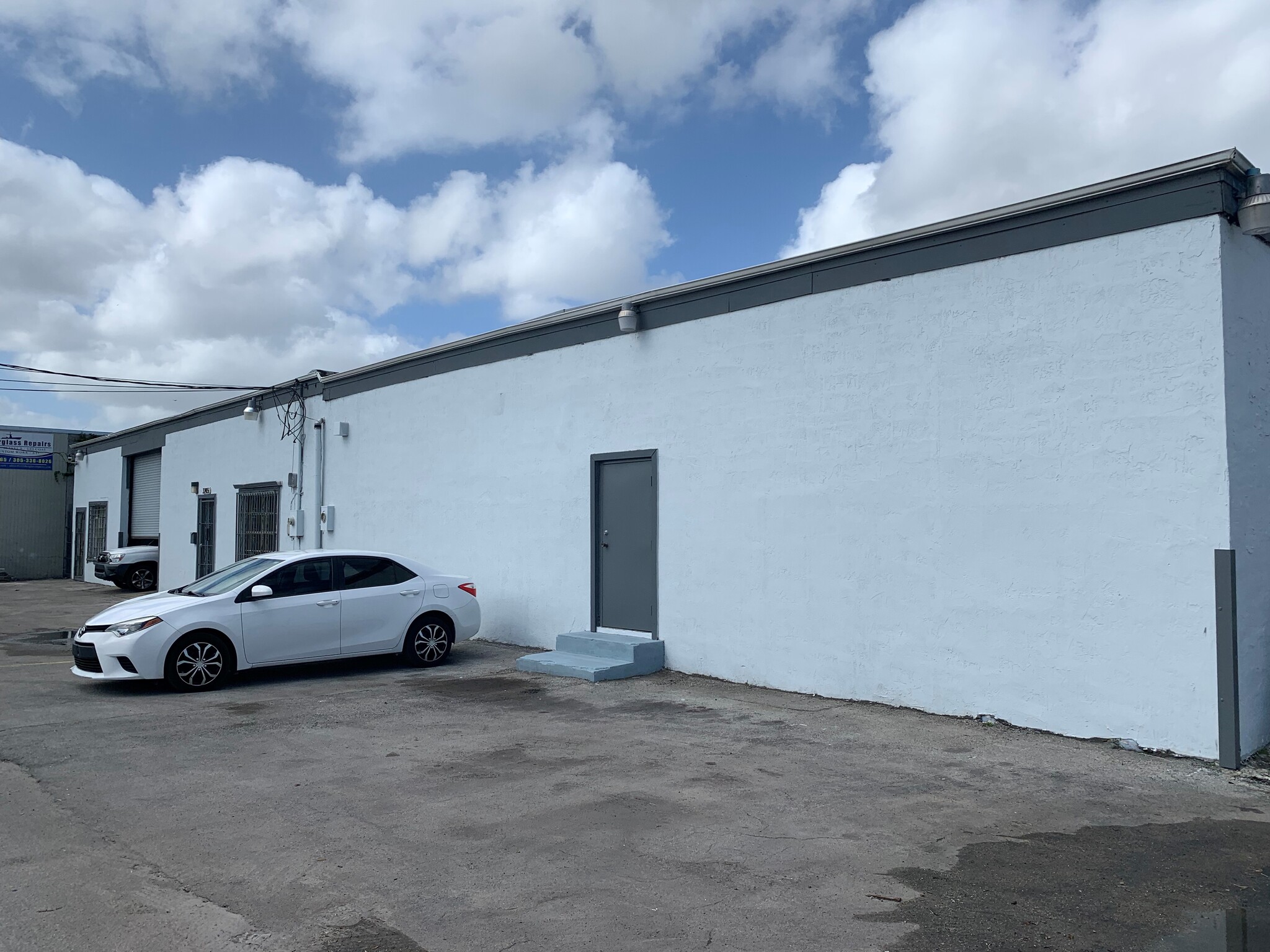 3745 NW 50th St, Miami, FL for lease Building Photo- Image 1 of 6