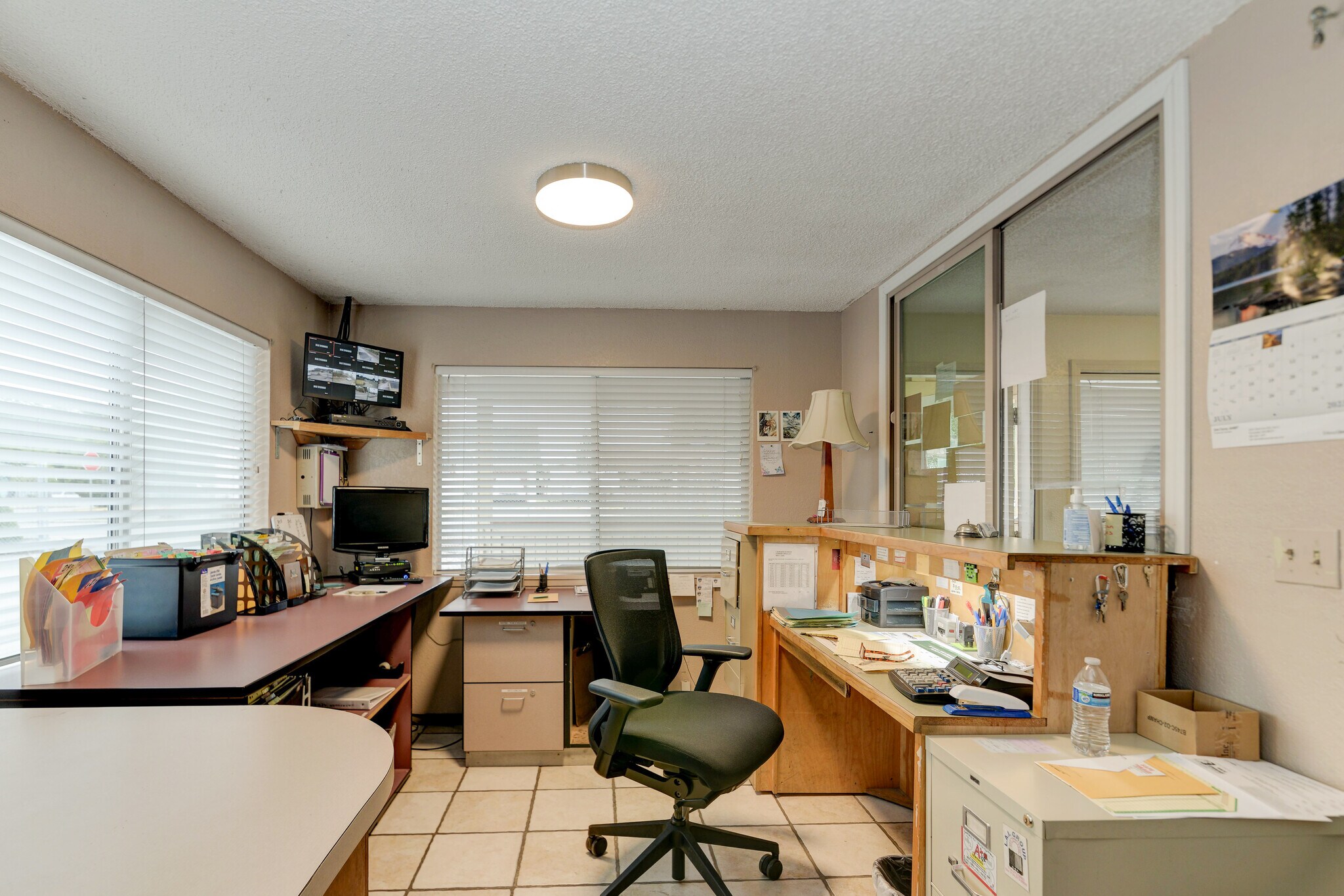 301 1st St N, Yelm, WA 98597 L & W Safe Storage