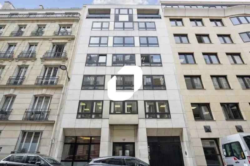 Office in Neuilly-sur-Seine for lease Building Photo- Image 1 of 10