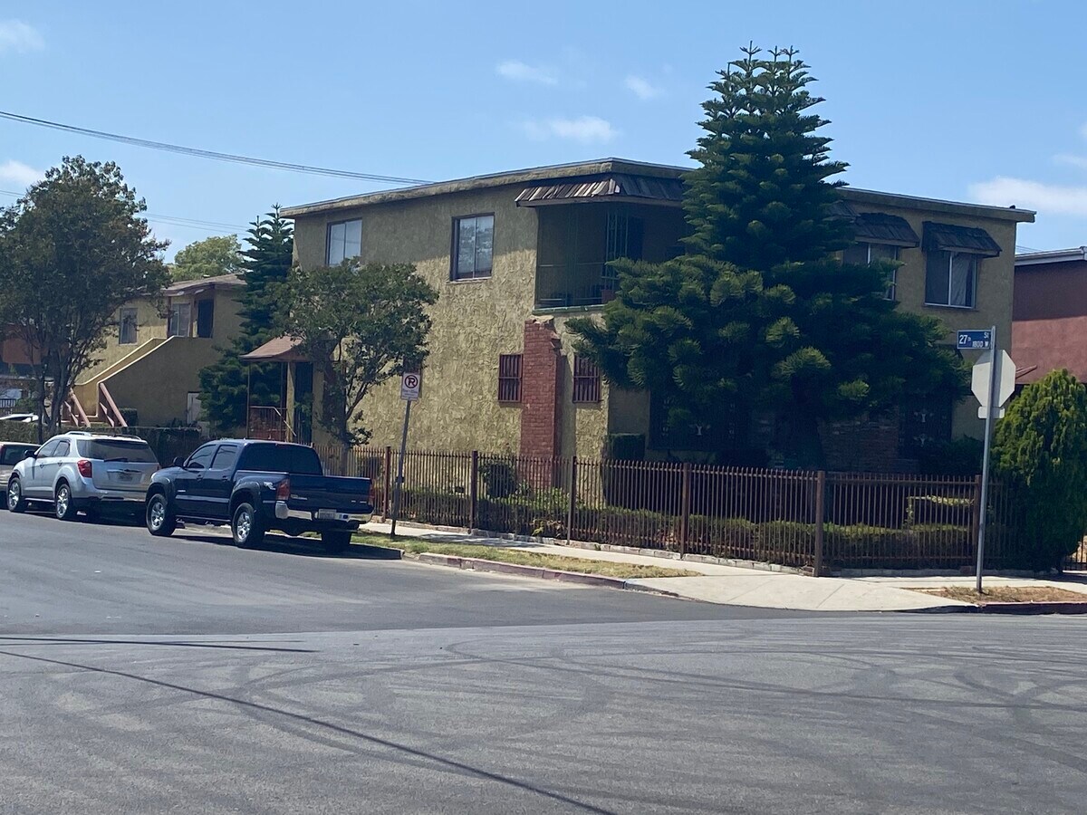 2657 Dalton Ave, Los Angeles, CA 90018