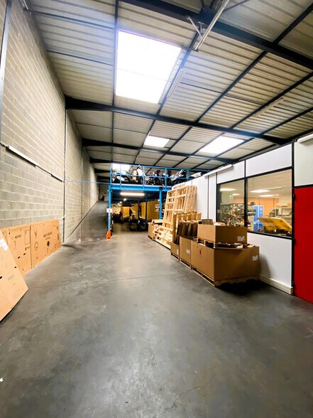 Flex in Brignais for sale - Interior Photo - Image 1 of 2