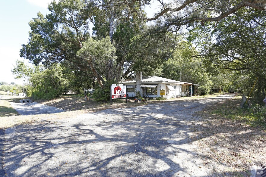 8044 Gall Blvd, Zephyrhills, FL for sale - Building Photo - Image 2 of 3