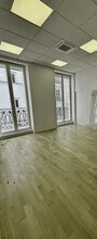 11 Bis Rue Volney, Paris for lease Interior Photo- Image 2 of 7
