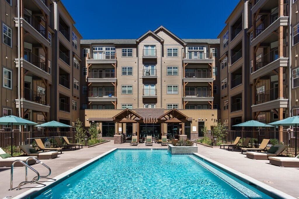 601 E Piccadilly Dr, Flagstaff, AZ 86001