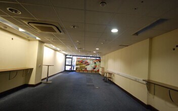 123 Station Rd, Port Talbot for lease Interior Photo- Image 2 of 2