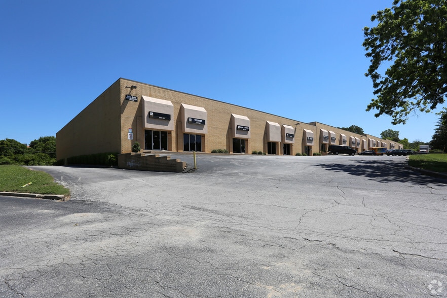 600-640 Interchange Dr SW, Atlanta, GA for lease - Building Photo - Image 1 of 11