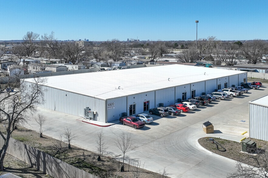 10820 E 11th St, Tulsa, OK for lease - Primary Photo - Image 2 of 2