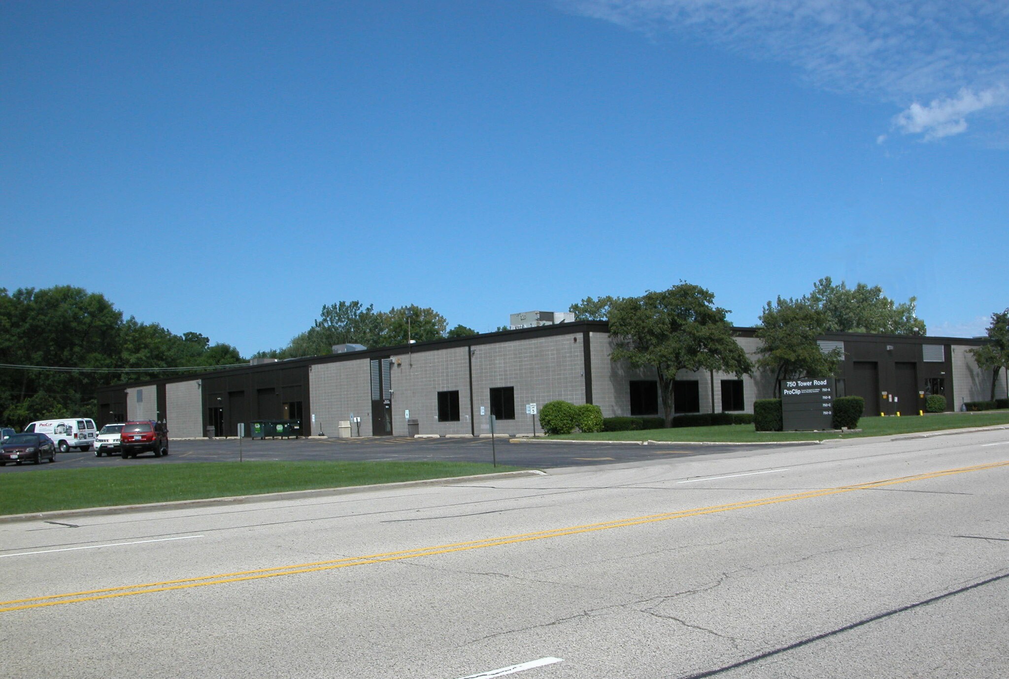 750-760 Tower Rd, Mundelein, IL for sale Building Photo- Image 1 of 1