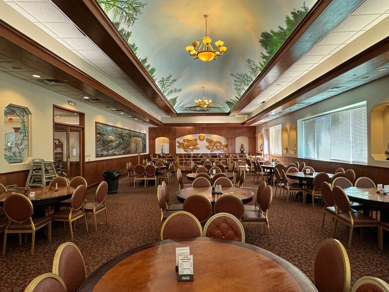 10 Century Plaza Dr, Houston, TX for sale - Building Photo - Image 2 of 15