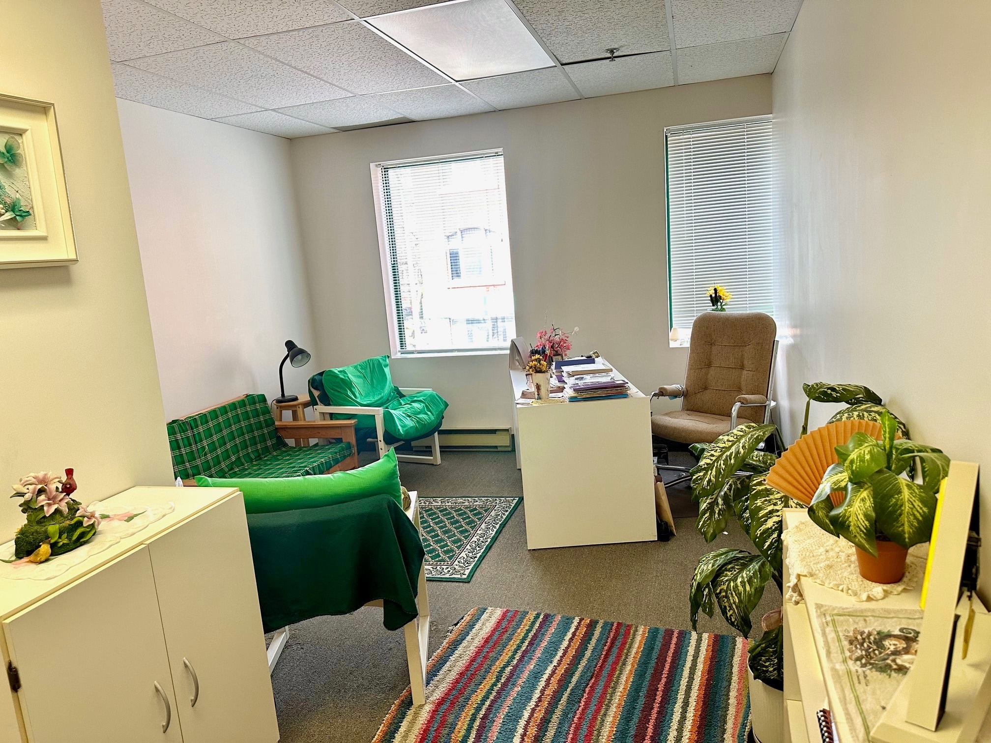 1290 Av Van Horne Avenue, Montréal, QC for lease Interior Photo- Image 1 of 2