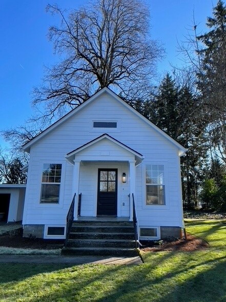 1793 8th Ave, West Linn, OR for lease - Primary Photo - Image 1 of 7