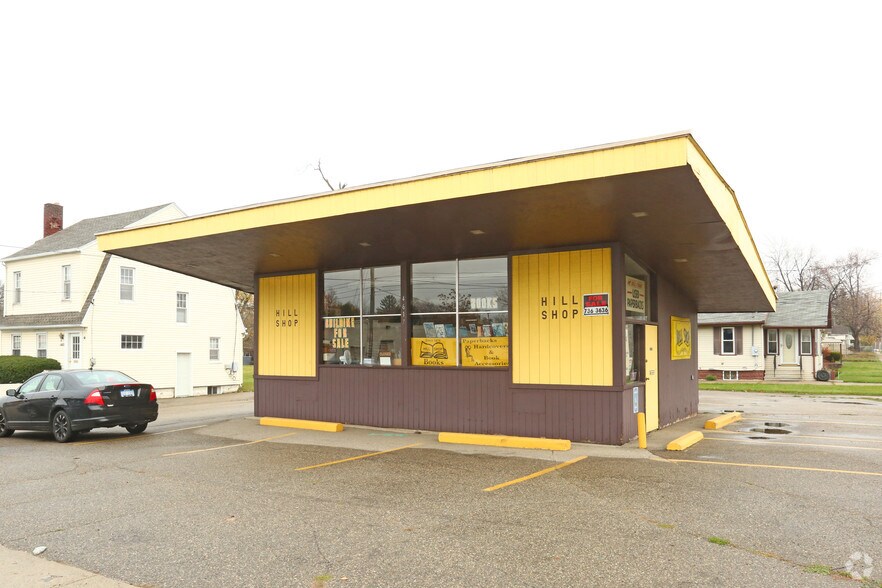 4617 Fenton Rd, Flint, MI for sale - Primary Photo - Image 1 of 1