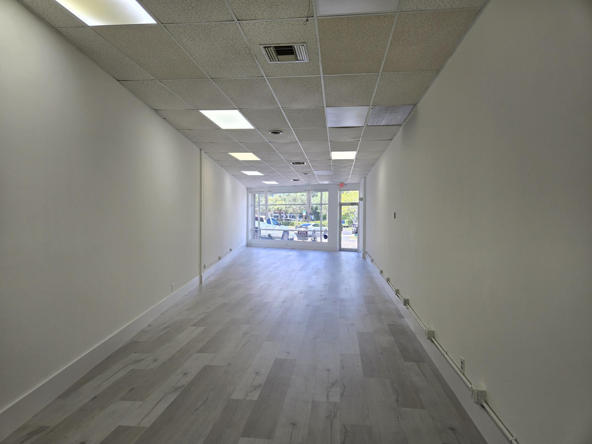 11490 Okeechobee Blvd, Royal Palm Beach, FL for lease Interior Photo- Image 1 of 5