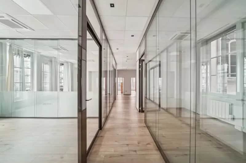 54 Rue Président Edouard Herriot, Lyon for lease - Interior Photo - Image 3 of 8