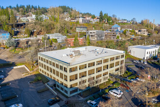 4800 S Macadam Ave, Portland, OR - aerial  map view