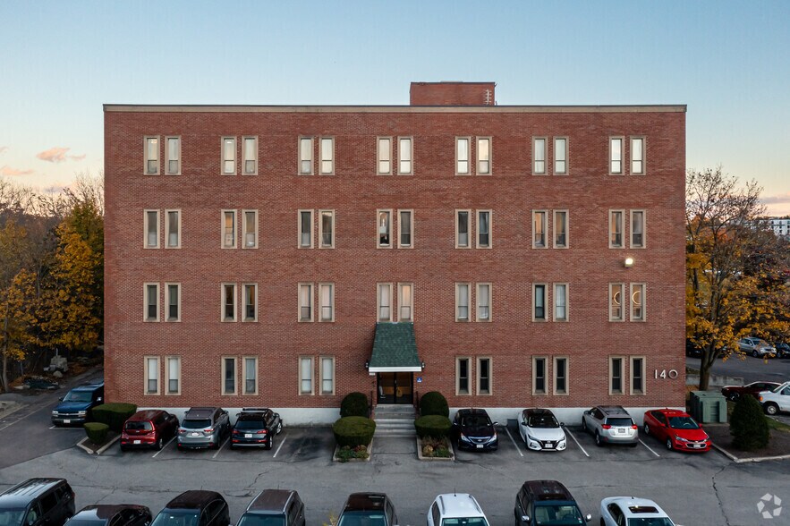 140 Wood Rd, Braintree, MA 02184 Wood Road Business Center